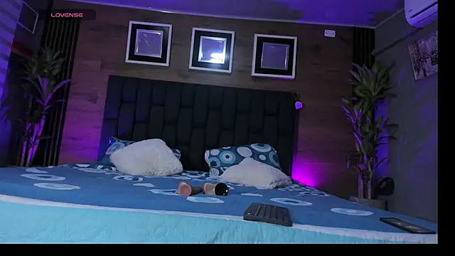 Enzoo98  online show from 03-18-26, 11:52