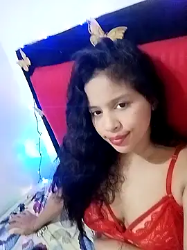 Snapshot of Valentinahulson chatting on 03-16-26, 05:44 Valentinahulson online show from 03-16-26, 05:44