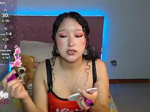 littlelion18 online show from 03-19-26, 01:48