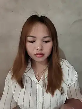 Mina xYx online show from 06-18-26, 10:09