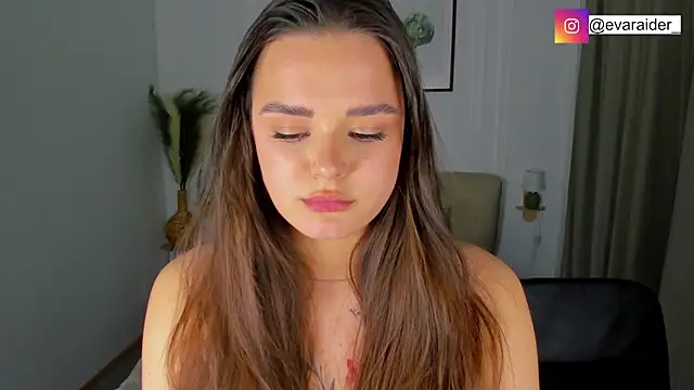 EvaRaider online show from 04-15-26, 07:58