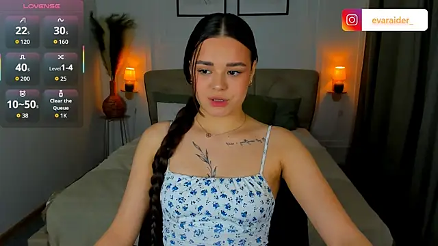 EvaRaider online show from 04-23-26, 01:35