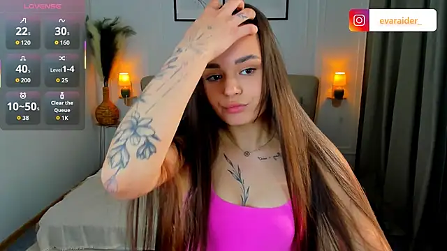 EvaRaider online show from 04-25-26, 01:25