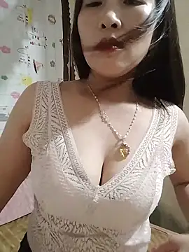Snapshot of Cherry_XyX chatting on 05-27-26, 04:20 Cherry XyX online show from 05-27-26, 04:20