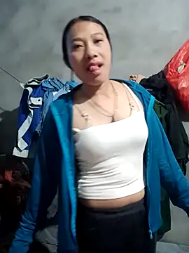 Snapshot of Leiley_98 chatting on 03-16-26, 11:31 Leiley 98 online show from 03-16-26, 11:31