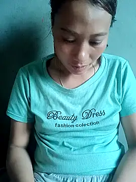 Snapshot of Leiley_98 chatting on 07-15-26, 03:12 Leiley 98 online show from 07-15-26, 03:12