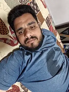 Snapshot of shubham19988 chatting on 05-19-26, 04:35 shubham19988 online show from 05-19-26, 04:35