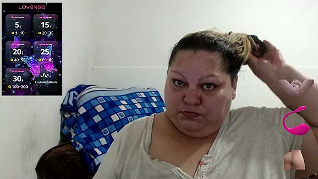 Snapshot of rossitaspace01 chatting on 04-06-26, 11:55 rossitaspace01 online show from 04-06-26, 11:55