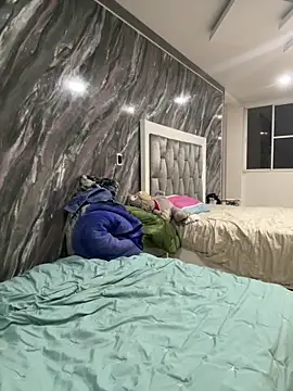 yuliana056 online show from 04-14-26, 01:44