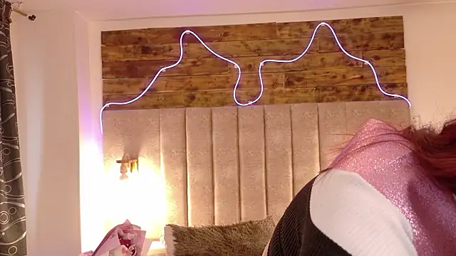 lil moon1 online show from 03-18-26, 12:41