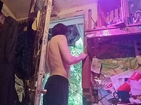 nearby causual online show from 06-24-26, 04:28
