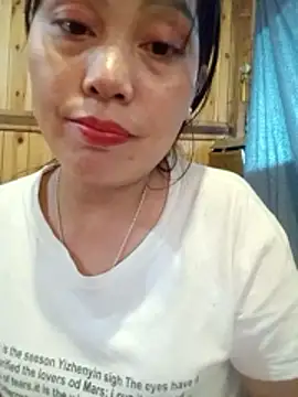 Snapshot of Abi-ni chatting on 05-14-26, 11:55 Abi-ni online show from 05-14-26, 11:55