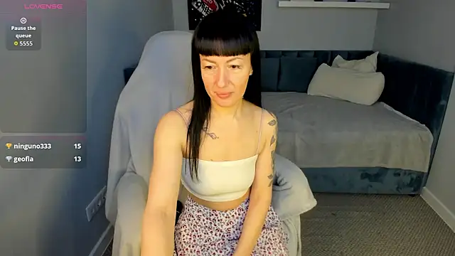 Nika Blaze online show from 04-19-26, 01:05