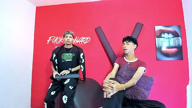 Snapshot of IMPERIAL_HOT chatting on 03-17-26, 02:09 IMPERIAL HOT online show from 03-17-26, 02:09