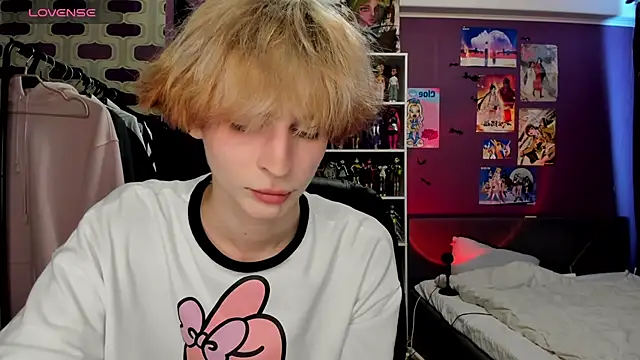 sweet peach    online show from 07-10-26, 12:08