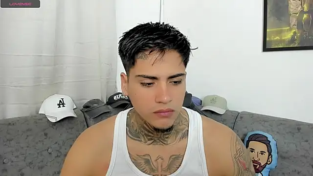 Snapshot of sweetlatinoboy chatting on 07-07-26, 09:46 sweetlatinoboy online show from 07-07-26, 09:46
