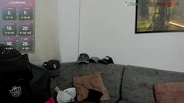 Snapshot of sweetlatinoboy chatting on 07-12-26, 10:17 sweetlatinoboy online show from 07-12-26, 10:17