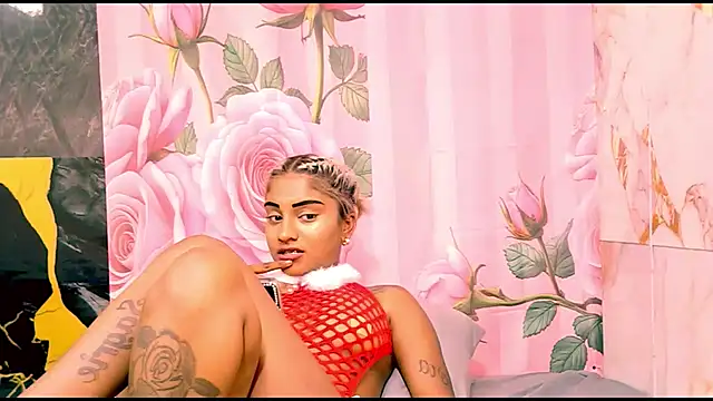 indian barbie online show from 04-04-26, 08:28