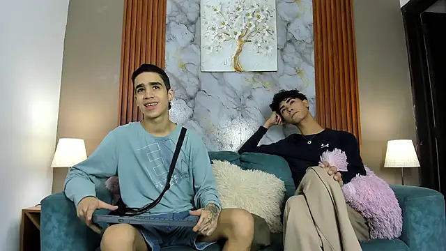 NAUGHTY BOYS1 online show from 04-01-26, 08:17
