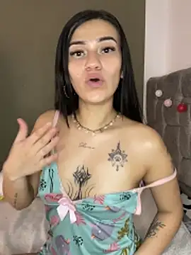 chloe evans0 online show from 03-21-26, 04:17