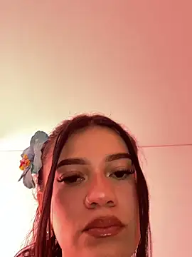 chloe evans0 online show from 04-12-26, 08:47