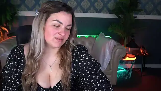 AlissyaGrayy online show from 05-06-26, 12:32