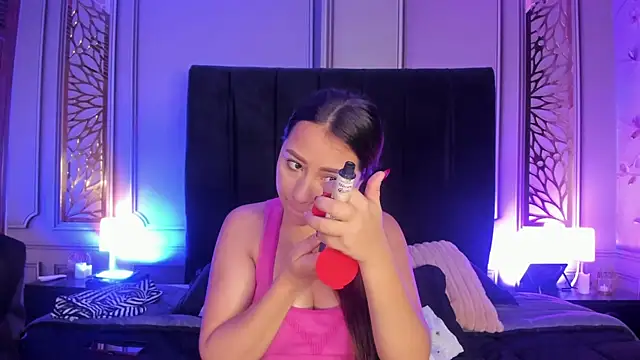 Snapshot of dulce_girls chatting on 07-17-26, 11:50 dulce girls online show from 07-17-26, 11:50