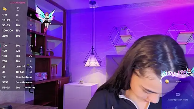 tifanywollf online show from 04-01-26, 03:18