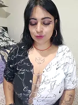 Sarah-917 online show from 04-21-26, 08:23