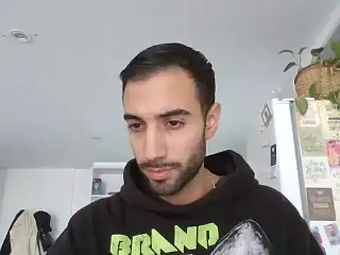 SantinnoVale online show from 04-07-26, 06:19