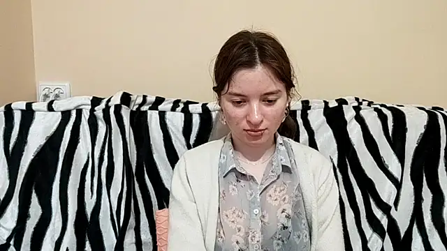 Snapshot of marianogla chatting on 03-18-26, 03:48 marianogla online show from 03-18-26, 03:48