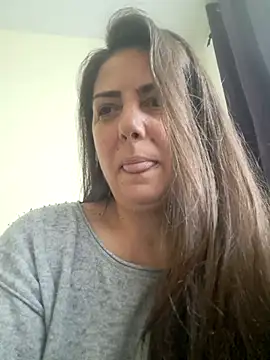 Snapshot of Arya_Malone chatting on 04-22-26, 08:17 Arya Malone online show from 04-22-26, 08:17