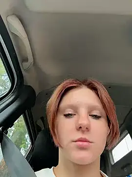 NinaParri online show from 06-18-26, 02:34