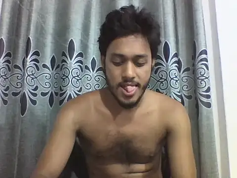 Snapshot of koushik10 chatting on 07-07-26, 07:07 koushik10 online show from 07-07-26, 07:07