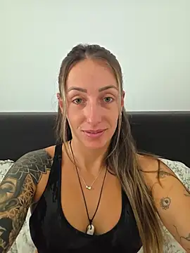 Snapshot of NicoleKaiser chatting on 07-14-26, 08:19 NicoleKaiser online show from 07-14-26, 08:19