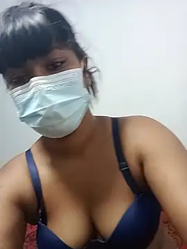 Snapshot of honeyi_babe chatting on 06-13-26, 06:28 honeyi babe online show from 06-13-26, 06:28