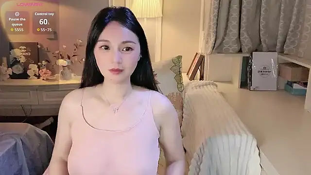 Snapshot of KCYE-CC chatting on 05-07-26, 02:00 KCYE-CC online show from 05-07-26, 02:00