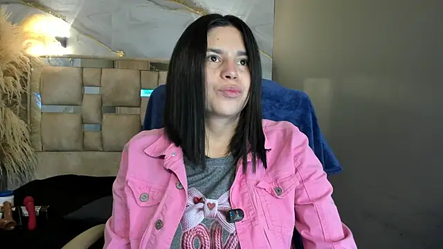 Snapshot of Cata_black chatting on 05-22-26, 11:49 Cata black online show from 05-22-26, 11:49
