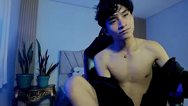 Snapshot of cococumps chatting on 04-01-26, 12:39 cococumps online show from 04-01-26, 12:39