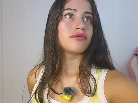 Bella Goddess  online show from 07-10-26, 02:52