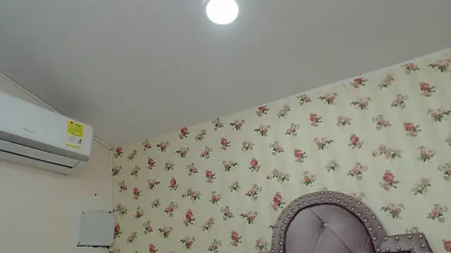 crystal watson0 online show from 04-08-26, 01:11
