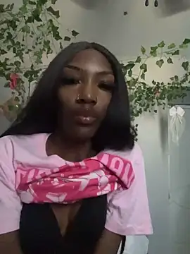 Snapshot of rosesgard3n chatting on 03-20-26, 11:09 rosesgard3n online show from 03-20-26, 11:09