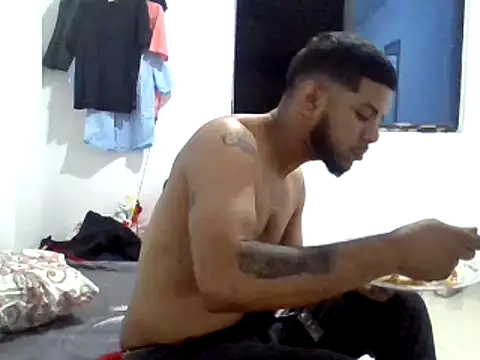 Snapshot of millerthh chatting on 05-16-26, 03:03 millerthh online show from 05-16-26, 03:03