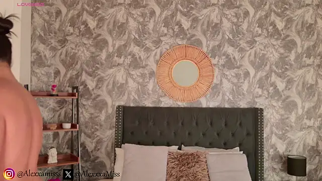  Miss alexxxa online show from 06-11-26, 02:53