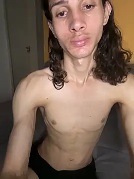 FelipeLipe18 online show from 03-18-26, 01:53