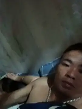 Snapshot of boy-pho- chatting on 07-15-26, 11:10 boy-pho- online show from 07-15-26, 11:10