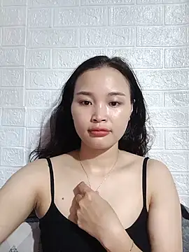 Akile80 online show from 07-18-26, 01:54