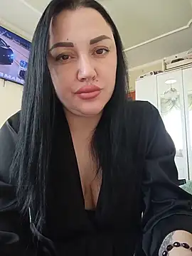 Snapshot of Elsie-Nora chatting on 05-22-26, 06:20 Elsie-Nora online show from 05-22-26, 06:20