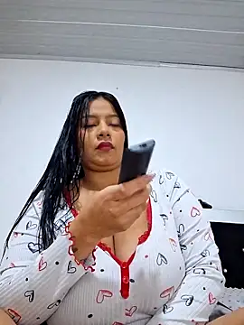 Megan hugeboobs online show from 04-08-26, 12:49