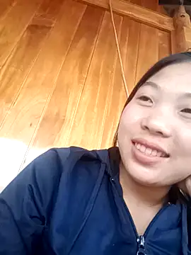 Snapshot of Sakyk8 chatting on 03-23-26, 06:28 Sakyk8 online show from 03-23-26, 06:28